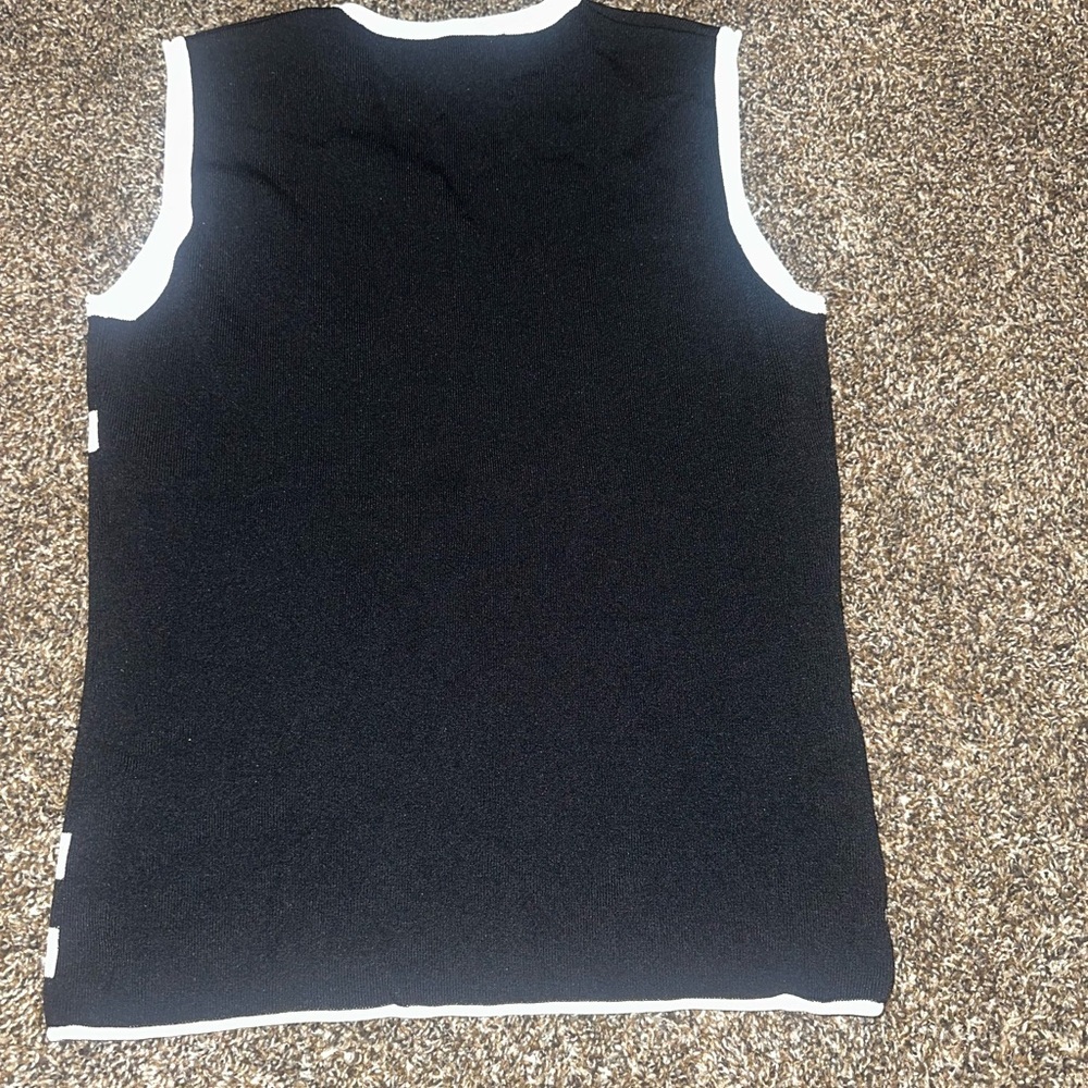 Women’s Black and White Sweater Vest - Picture 3 of 3